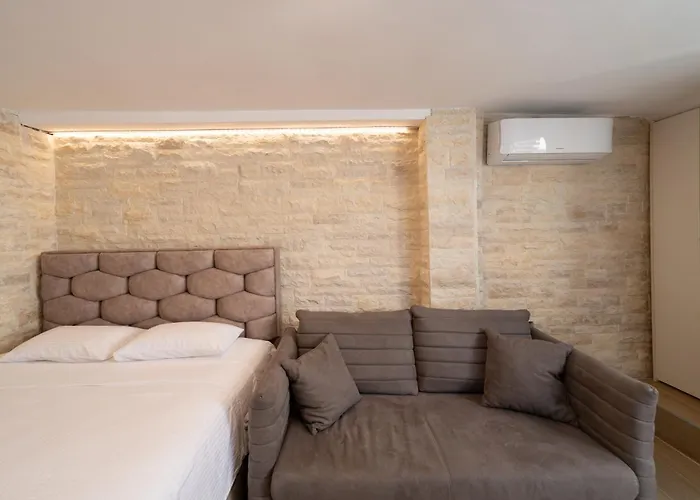 Christian 아파트 *